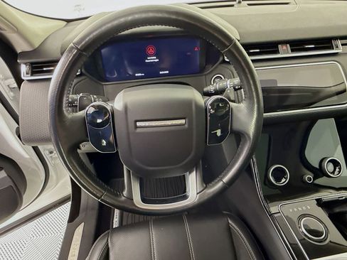Used 2019 Land Rover Range Rover Velar S AWD/4WD image 12
