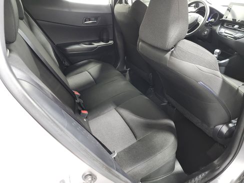 Used 2019 Toyota C-HR LE image 19