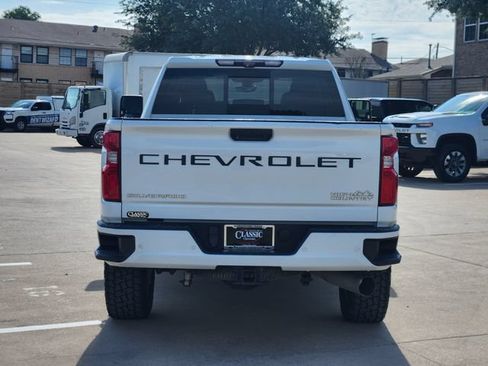 Used 2020 Chevrolet Silverado 2500 High Country w/ Z71 Off-Road Package AWD/4WD image 13