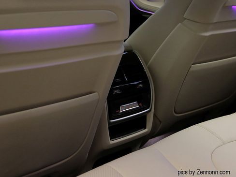 Used 2022 BMW X5 xDrive45e w/ Executive Package image 15