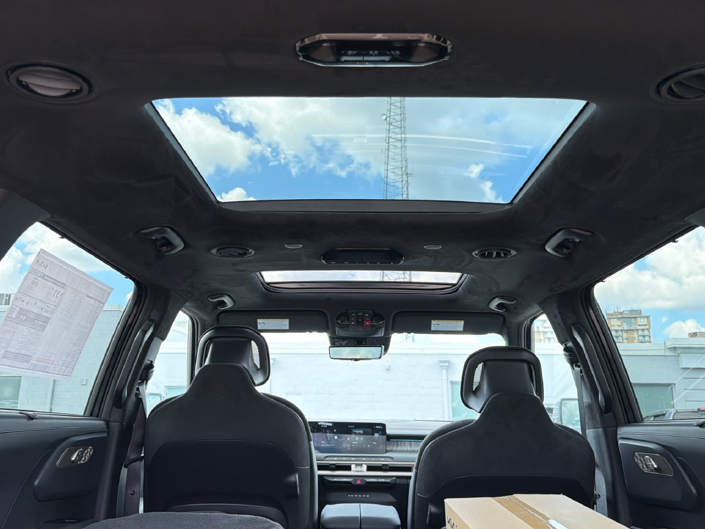 New 2027 Kia Telluride SX Prestige w/ Towing Package AWD/4WD image 8