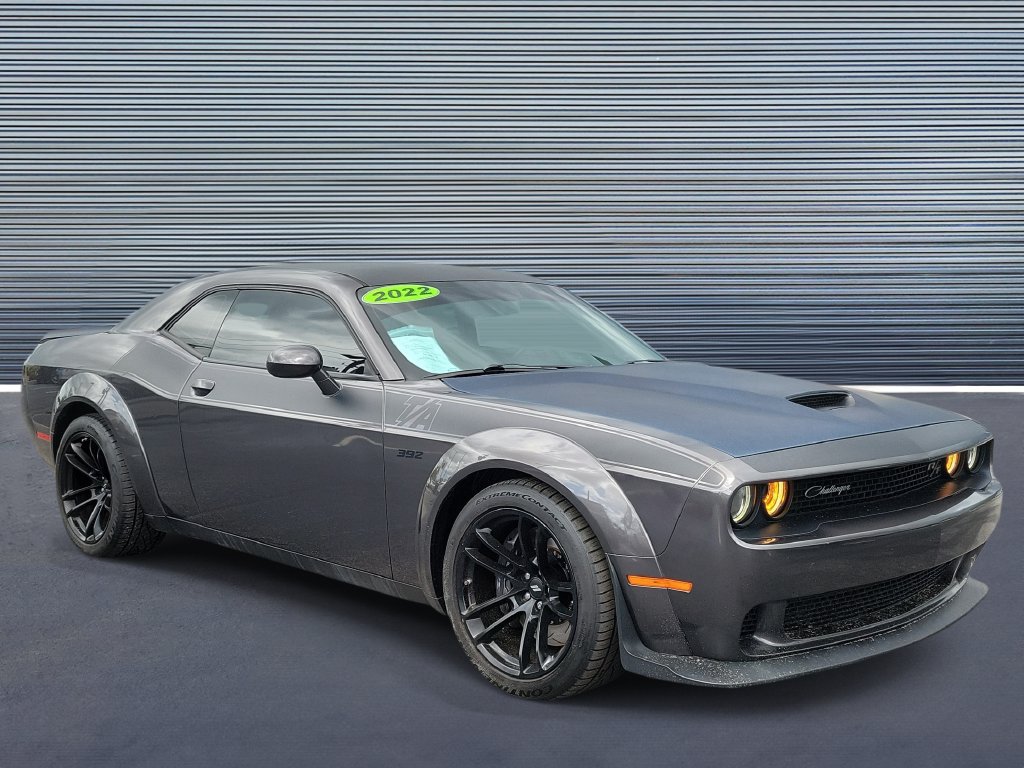 Used 2022 Dodge Challenger R/T Scat Pack RWD image 2
