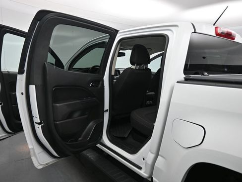 Used 2021 Chevrolet Colorado LT RWD image 16