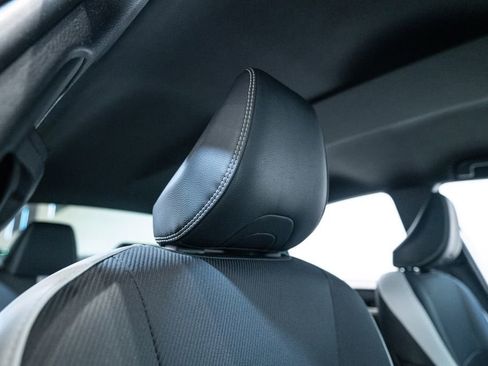 Used 2025 Toyota Camry SE w/ Convenience Package image 14