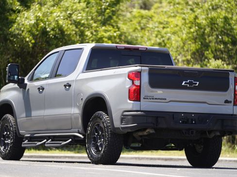 Certified 2024 Chevrolet Silverado 1500 ZR2 w/ ZR2 Bison Edition image 3