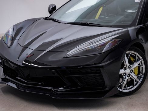 Used 2020 Chevrolet Corvette Stingray Preferred Cpe w/ 2LT Preferred Equipment Group image 4