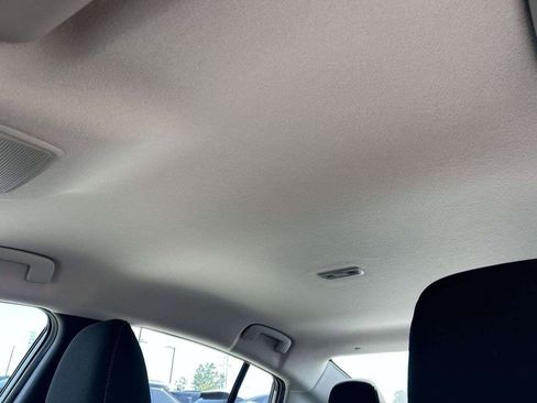 New 2027 Nissan Sentra SV w/ Floor Mat Package FWD image 32