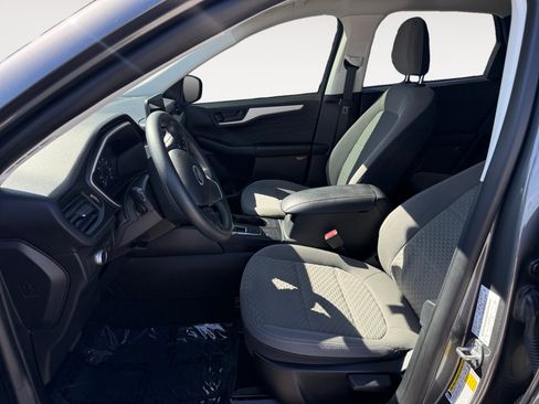 Used 2022 Ford Escape SE FWD image 10