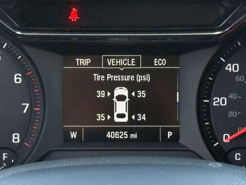 Used 2023 Chevrolet TrailBlazer LT w/ Convenience Package image 15