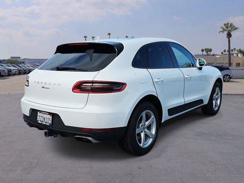 Used 2017 Porsche Macan image 5
