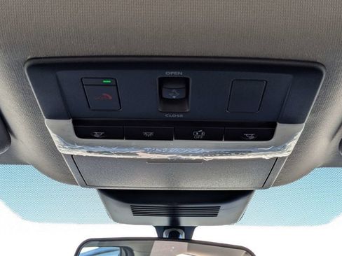 New 2025 Nissan Sentra SR w/ SR Premium Package image 20