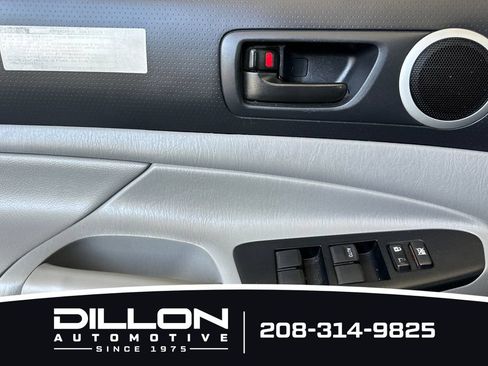 Used 2014 Toyota Tacoma 4x4 Double Cab w/ TRD Off-Road Package image 13