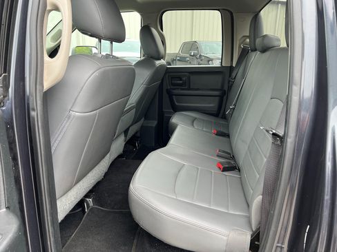 Used 2017 RAM 1500 Tradesman AWD/4WD image 12