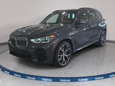 Used 2022 BMW X5 xDrive40i w/ M Sport Package AWD/4WD image 1