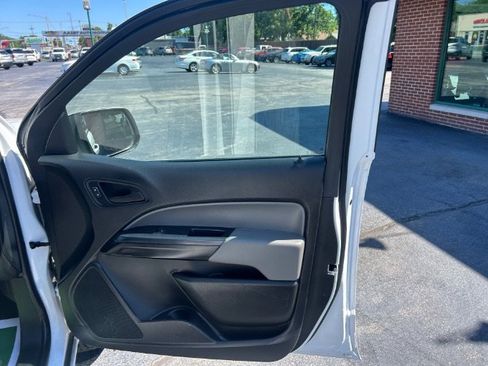 Used 2021 Chevrolet Colorado W/T w/ Custom Special Edition AWD/4WD image 9