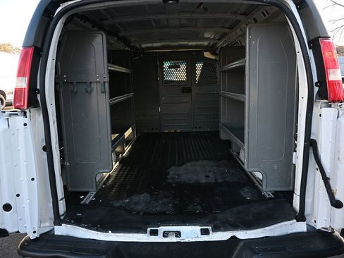 Used 2020 Chevrolet Express 2500 Work Van w/ Driver Convenience Package image 27