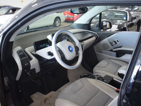 Used 2014 BMW i3 w/ Range Extender image 60