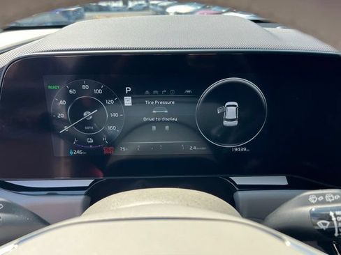 Certified 2023 Kia Niro Wave FWD image 20