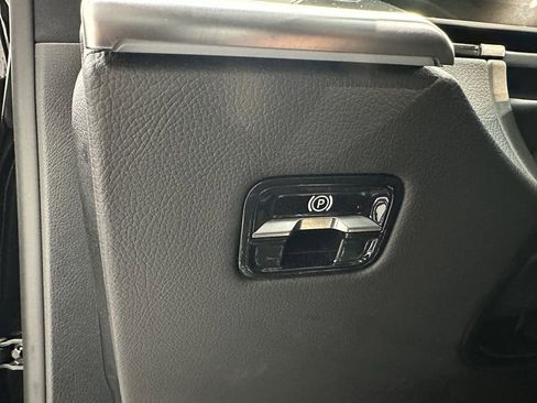 Certified 2022 Mercedes-Benz S 500 4MATIC image 36