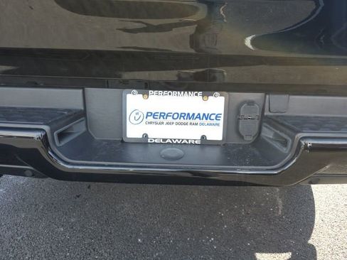 Used 2023 RAM 1500 Laramie image 31