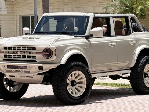 Used 2026 Ford Bronco Outer Banks AWD/4WD image 12