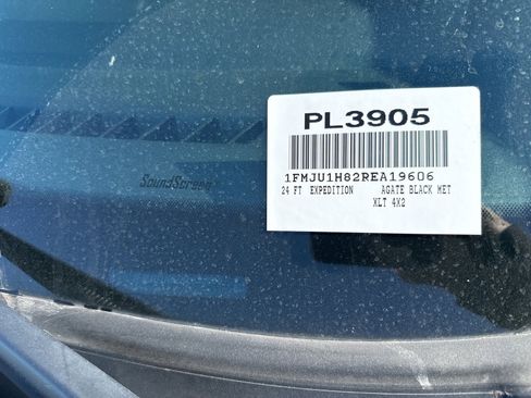 Used 2024 Ford Expedition XLT image 9