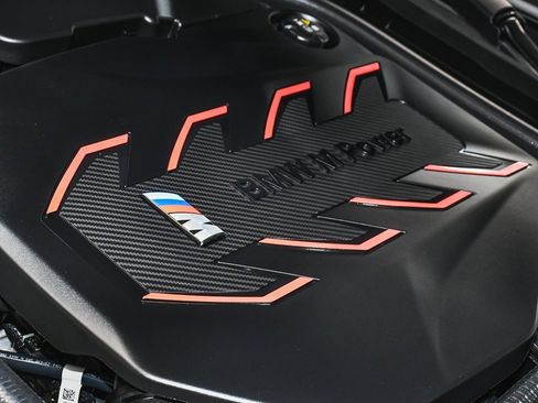 Used 2025 BMW M5 w/ Executive Package image 93