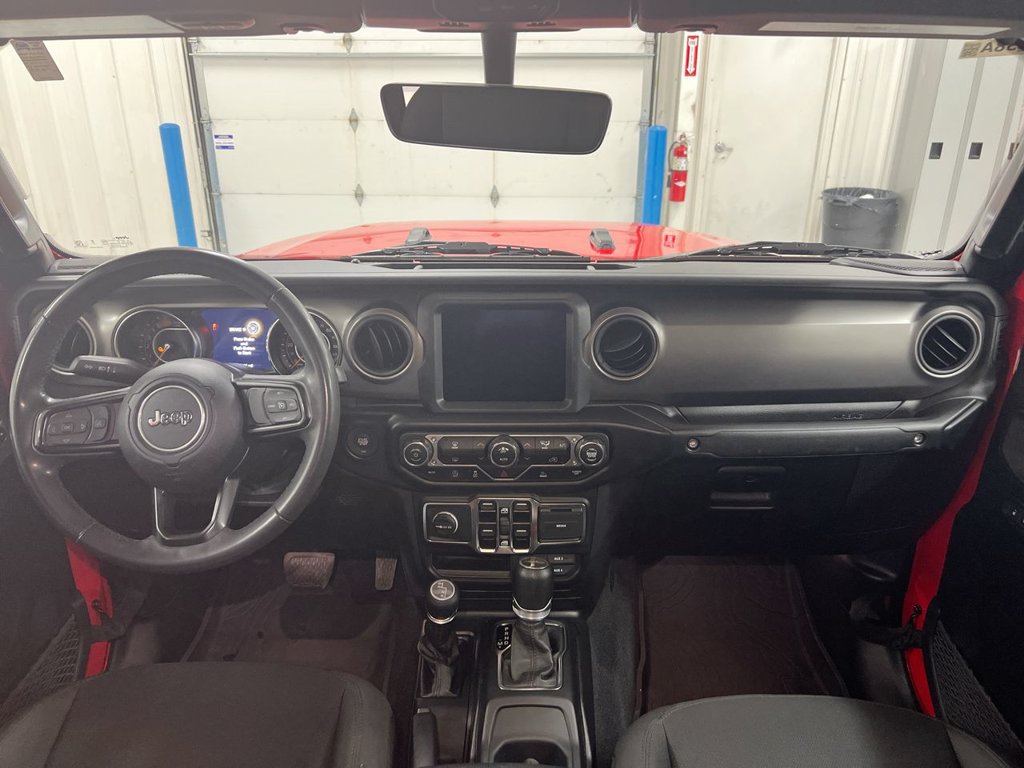 Used 2023 Jeep Gladiator Sport AWD/4WD image 10