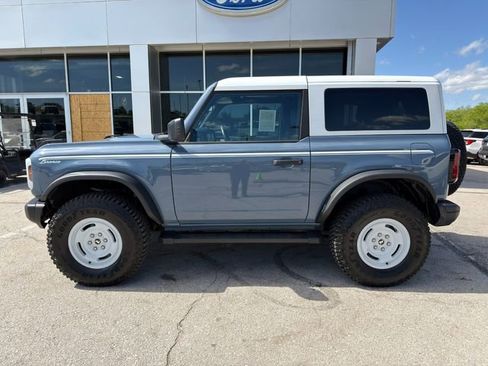 Used 2024 Ford Bronco Heritage Edition AWD/4WD image 4