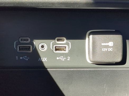 Used 2025 Jeep Grand Cherokee Limited w/ Trailer Tow Package image 53