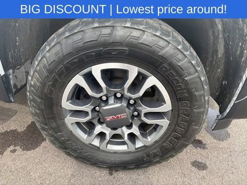 Used 2024 GMC Sierra 3500 SLT w/ SLT Convenience Package AWD/4WD image 9