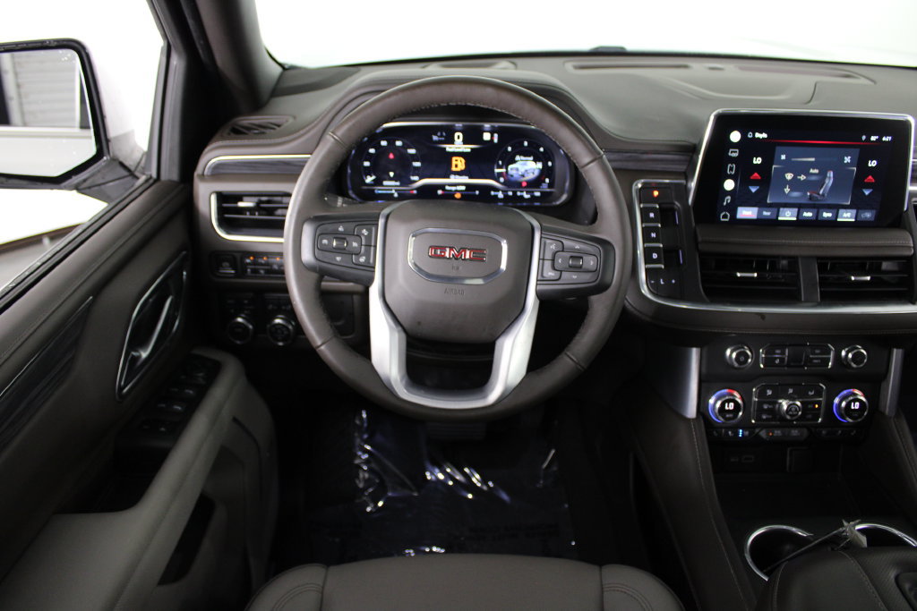 Used 2022 GMC Yukon SLT w/ SLT Premium Package AWD/4WD image 6
