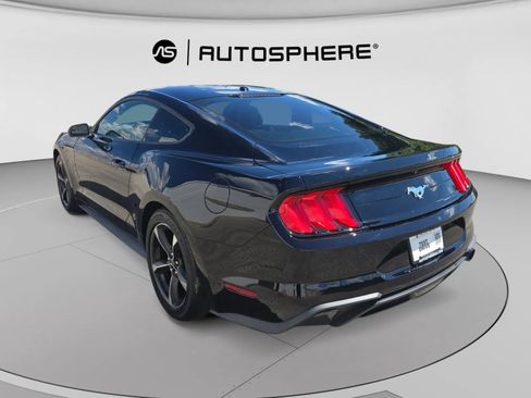 Used 2019 Ford Mustang Coupe RWD image 6