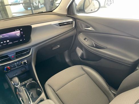 Used 2025 Buick Encore GX Preferred image 33