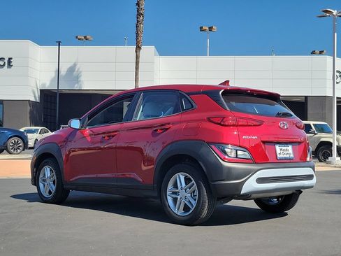 Used 2023 Hyundai Kona SE AWD/4WD image 2
