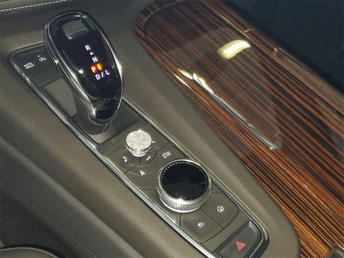 Used 2023 Cadillac Escalade Luxury image 49