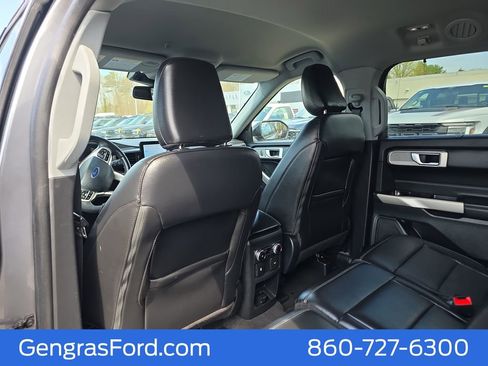 Certified 2023 Ford Explorer Limited AWD/4WD image 16