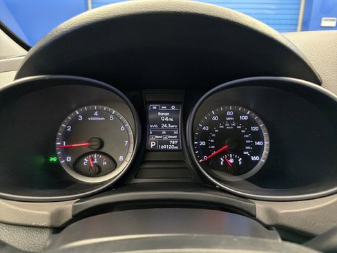 Used 2014 Hyundai Santa Fe Sport w/ Popular Equipment Package 02 image 18