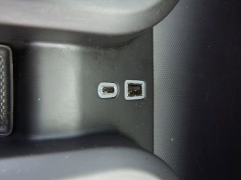 Used 2025 GMC Sierra 2500 Denali Ultimate image 24