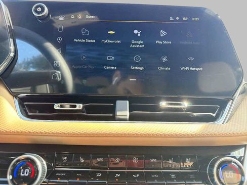 New 2026 Chevrolet Equinox ACTIV w/ Convenience Package III FWD image 20