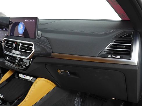 Used 2025 BMW X4 M40i w/ Premium Package image 14