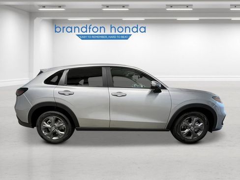 New 2026 Honda HR-V LX image 7