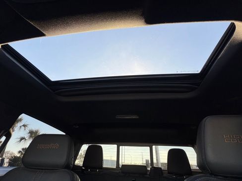 Used 2024 Chevrolet Silverado 1500 High Country w/ High Country Premium Package image 23