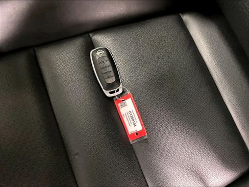 Certified 2023 Nissan Rogue SV w/ SV Premium B Package image 31