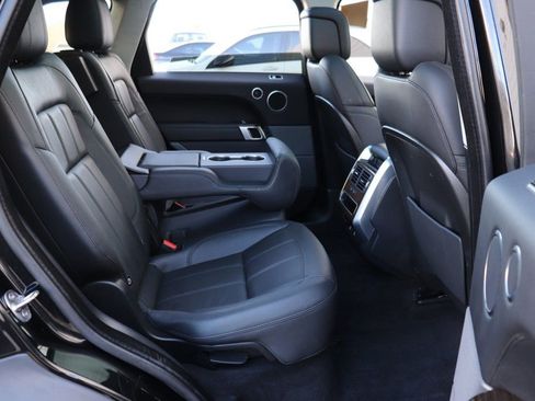Used 2022 Land Rover Range Rover Sport SE AWD/4WD image 30