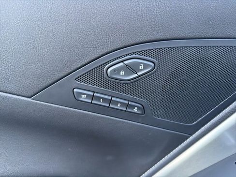 Used 2016 Chevrolet Corvette Stingray Coupe w/ 2LT Preferred Equipment Group image 23