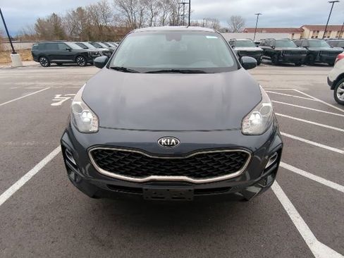 Used 2020 Kia Sportage LX image 10