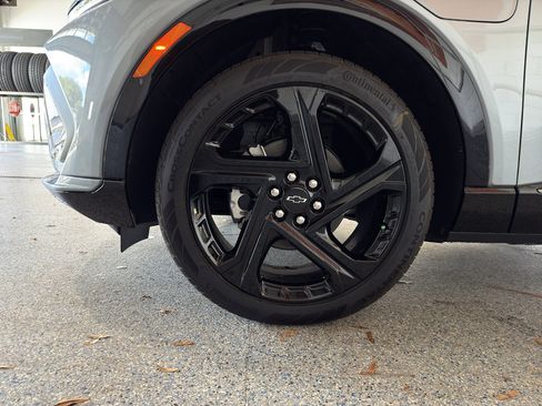 New 2026 Chevrolet Equinox EV RS image 29