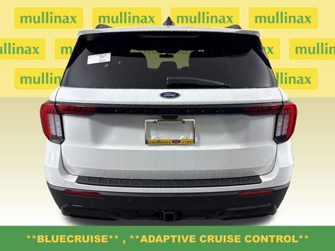 New 2026 Ford Explorer ST-Line RWD image 9