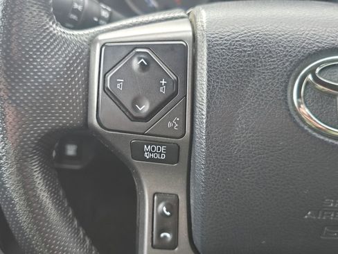 Used 2017 Toyota Tacoma TRD Off-Road w/ Tow Package image 65